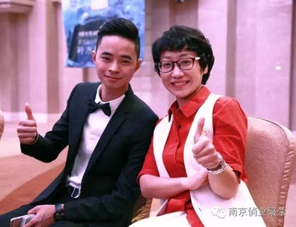 微商领军人物潮男，25岁打造微商帝国
